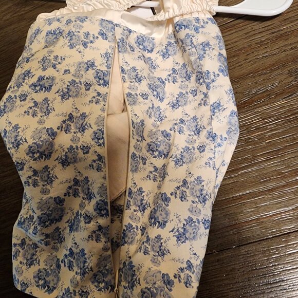 ASTR the Label Floral Milkmaid Top NWT Blue Small Broken Zipper - Picture 10 of 10